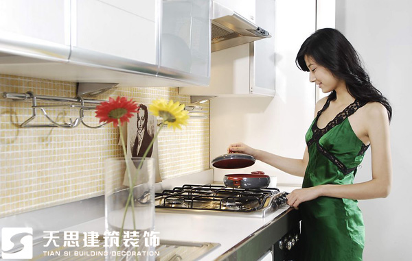 <a href=http://m.lczwydt.com/anli/ target=_blank class=infotextkey>合肥工裝</a>公司